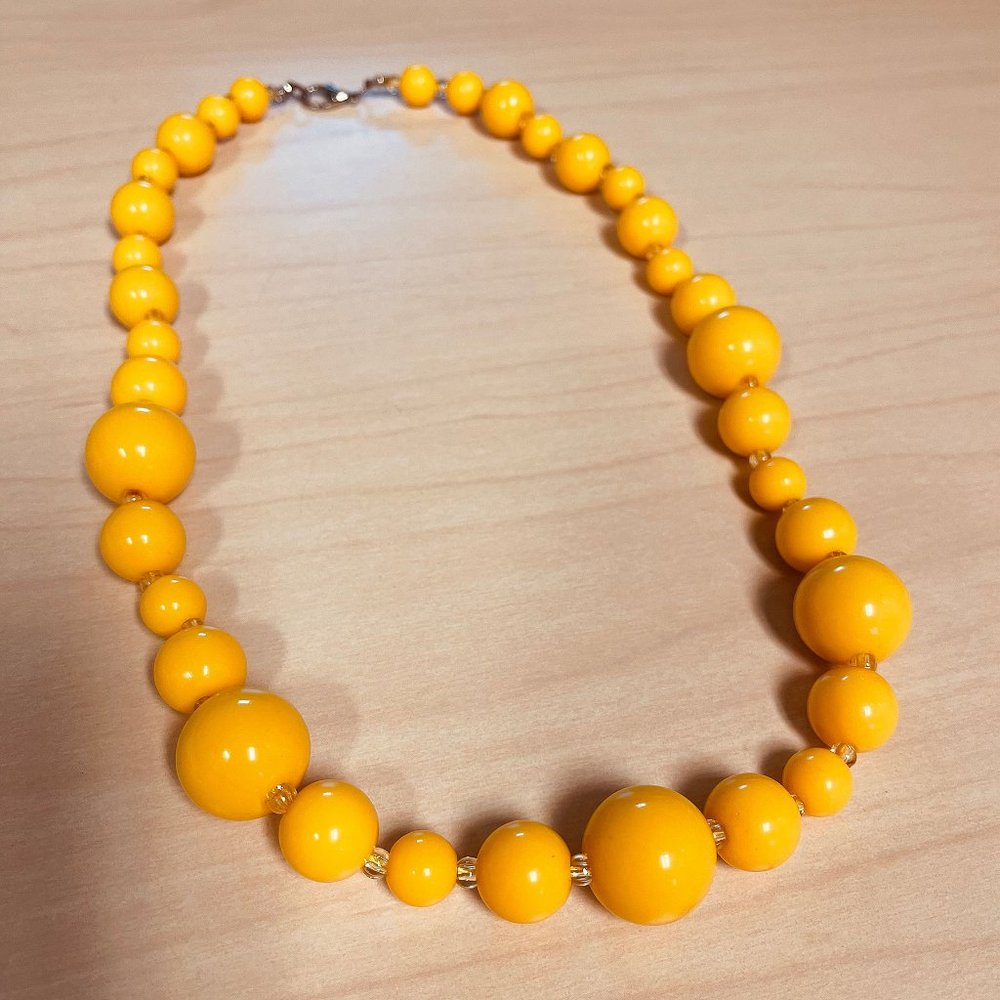 Vintage Yellow Bead Graduated Statement Necklace
